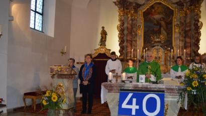 Bild: bej
Der Festgottesdienst zum 40-jährigen Jubiläum wurde von den Mitgliedern des Frauenbunds Muschenried mitgestaltet.