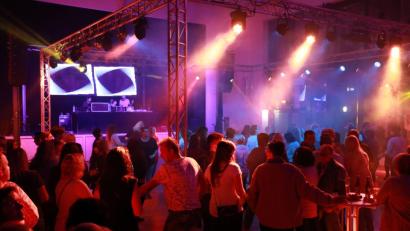 Bild: njn
Disco mit "DJ Fleischi" in der Stadthalle Erbendorf.