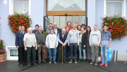 Bild: hrö
Karl Rupprecht (Mitte) aus Kleinsterz feierte in Kötzersdorf seinen 85. Geburtstag.