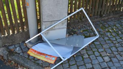 Bild: sm
Unbekannte zerstören mehrere Wahlplakate.