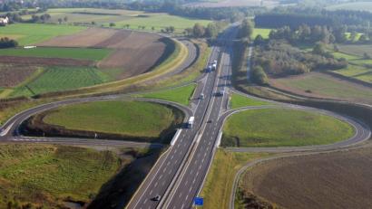 Bild: Michael Ascherl
Nach links geht’s zum Mühlbergtunnel. In der Nacht zum Dienstag ist die Anschlussstelle in Neustadt gesperrt. Danach folgen die Sperrungen in Altenstadt und Weiden-Nord.