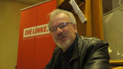 Bild: Hirsch
MdB Haralds Weinberg sprach beim Wahlkampffinale der Partei "Die Linke".