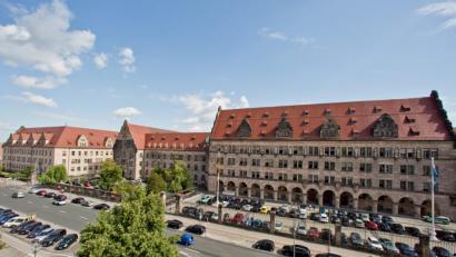 Bild: Daniel Karmann/dpa
Das Landgericht Nürnberg-Fürth.