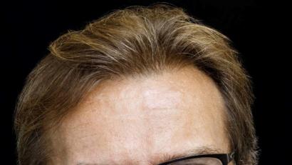 Bild: Landestheater Niederbayern
Stefan Tilch nimmt sich der Italo-Pop-Band "I Dolci Signori" an und inszeniert das Musical "Azzurro".