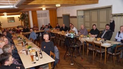 Bild: bkr
Die Winterversammlung 2018 steht bereits im Herbst auf dem Programm. Ein langer Abend für die Mitglieder.