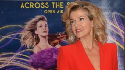 Bild: Kunz
Anne-Sophie Mutter spielt bei einem Konzert am Münchener Königsplatz Werke von John Williams.