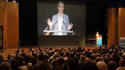 Bild: Wolfgang Steinbacher
Alice Weidel trat im Amberger Kongresszentrum beim Wahlkampfabschluss der bayerischen AfD auf.