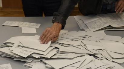 Bild: Petra Hartl
In Amberg liegt das genaue Ergebnis der Landtagswahl vor: Die CSU ist weiterhin Spitzenreiter, die Grünen auf Platz zwei – dicht gefolgt von der AfD.