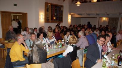 Bild: mmj
Gut besucht war der Weinabend des Gartenbauvereins im Jugendheim.