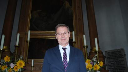 Bild: tss
Die evangelische Stadtkirche ist seit gut sechs Monaten der Arbeitsplatz von Pfarrer Dieter Schinke.