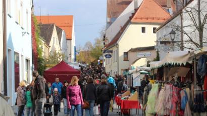 Bild: pko
Der Kirwa-Markt lockte viele Besucher in die Neunburger Altstadt.