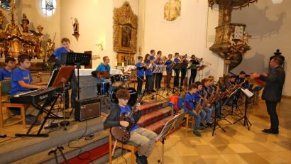 Bild: mef
Die „King Size Youngsters“ unter Leitung von Markus König begeistern mit Big Band Musik.