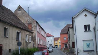 Bild: bjp
Auch für die ersten Schritte der Umgestaltung der oberen Reinwaldstraße zu einem Marktplatz lässt die Stadt Fördermittel reservieren. Bild: bjp