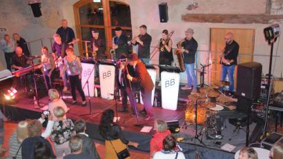 Bild: bö
Die Bul´s Brothers beim Schlossstadleinstand.