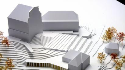 Bild: Stephan Huber
So könnte die „neue“ Bergwirtschaft aussehen. Deutlich ist der Erweiterungsbau zu erkennen, der die bisherigen Gasträume um einen großen Saal ergänzt.