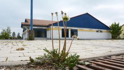 Bild: Gabi Schönberger
Um dieses Gelände wünscht sich eine Grundstücksnachbarin einen Zaun.