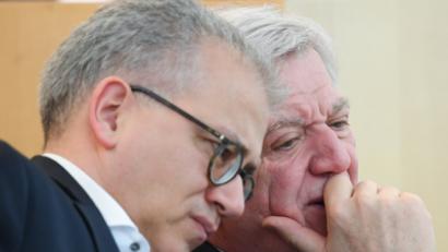 Bild:  Arne Dedert/dpa
Bleibt es bei Schwarz-Grün in Hessen? Volker Bouffier (CDU) und Tarek Al-Wazir (Grüne) würden die Koalition am liebsten fortsetzen.