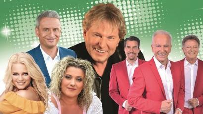 Bild: exb
Bernhard Brink, die "Camilieros" und weitere Größen aus der Schlagerwelt machen mit der "Großen Schlager Hitparade" in Weiden Station.