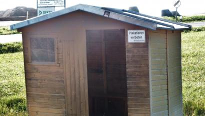 Bild: Brendel, Hubert (BR)
Am Buswartehäuschen in Burggrub hat der Zahn der Zeit genagt. Deshalb soll es erneuert werden. Der Marktgemeinderat gibt dazu sein Einverständnis, ebenso für einen Ersatz für das vom Sturm zerlegte Bushäuschen in Tagmanns.