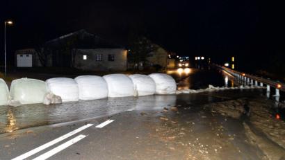 Bild: Bernd März/dpa
Auch die Brenner-Bundesstraße ist von den heftigen Unwettern betroffen.