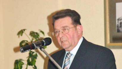 Bild: ü
14 Jahre stand er an der Spitze der Marktgemeinde: Heute feiert Altbürgermeister Gerhard Sporer seinen 80. Geburtstag.