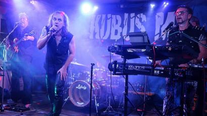 Bild: Kunz
Wenn Tobo Miedander auf Uriah-Heep-Frontmann David Byron macht, bebt die Bude.