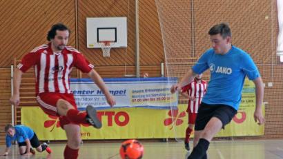 Bild: Stephan Landgraf
Technisch beschlagen ist die Variante des traditionellen Hallenfußballs, die ohne Rundum-Bande gespielt wird.