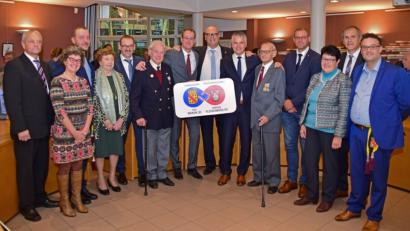 Bild: nm
Eine belgisch-deutsche Freundschaft bekommt eine offizielle Basis. Seit dem Wochenende gibt es eine Städtepartnerschaft zwischen Wervik und Flossenbürg.