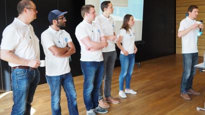 Bild: Bühner
Torsten Walbert (mit Mikrophon) und das Team "meetDIGITALS" (im BIld beim letzten Startup-Day) bemühen sich ehrenamtlich um die Gründerszene in der nördlichen Oberpfalz.