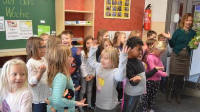 Bild: myd
Die Kinder singen ein Begrüßungslied und auch "Bruder Jakob" in tschechischer Sprache.