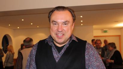 Bild: prh
Der gebürtige Neustädter Wolfgang Bäumler ist Betreiber der Konzertagentur München und hat erstmals in der Kreisstadt den "Theater- und Musikherbst" veranstaltet. Im Interview zieht er eine positive Zwischenbilanz.