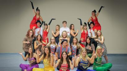 Bild: fjo
Die Showtanzgruppe "Public Surprise" packt die Highlights der vergangenen zehn Jahre in die Choreografie für die neue Saison.