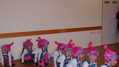 Bild: gis
Die Minis der Helenesia Faschingsgesellschaft.