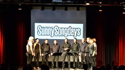 Bild: vlz
Songs wie „Can’t help falling in love“ von Elvis Presley gehören zum Repertoire der vor zehn Jahren gegründeten Sunny Songdays.