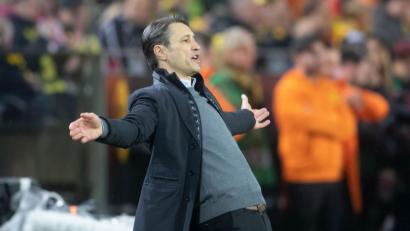 Bild: agentur_dpa
"Was soll ich noch tun?" Bayern-Trainer Niko Kovac musste in Dortmund mit ansehen, wie seine Truppe von Minute zu Minute abbaute.