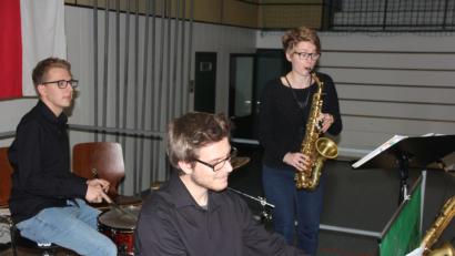 Bild: kro
"Taktikum" mit ihrer Saxophonistin Marie Hofmann begeisterte das Publikum.