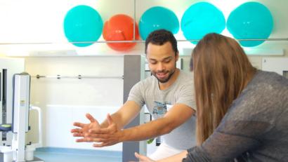 Bild: Gräß/Klinikum
Alternative Angebote sollen neben der klassischen Schulmedizin helfen, die Lebensqualität der Krebspatienten nachhaltig zu verbessern.