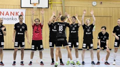 Bild: Hubert Ziegler
Abklatschen bei den Volleyballern des VC Amberg.