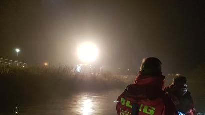 Bild: DLRG Amberg
Auch die Deutsche Lebensrettungsgesellschaft (DLRG) aus Amberg rückte zur Vils aus.