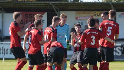 Bild: ref
Der SSV Paulsdorf (Bild) hat in den letzten vier Begegnungen kein Gegentor kassiert. Das ist auch das Ziel gegen den FC Amberg, sagt Trainer Sebastian Binner.