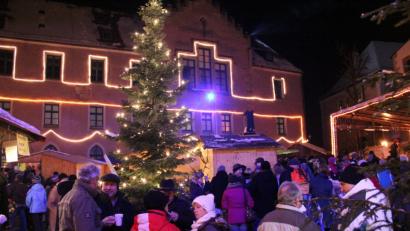 Bild: mp
Im Ensemble des Neunburger Burghofs herrscht beim "Romantischen Burg-Advent" ein besonderes Flair. Die Neuauflage findet von 14. bis 16. Dezember statt.