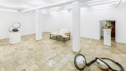 Bild: Marcus Rebmann
Mathias Lanfer gibt bei der Ausstellung „KI LO PAS CAL“ einen Einblick in sein Schaffen.