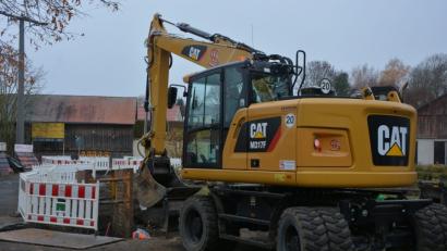 Bild: jr
Derzeit werden in Pechofen die Regenwasserkanäle ausgewechselt, das ganze Dorf ist eine einige Baustelle.