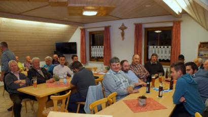 Bild: bkr
Gegenüber den Vorjahren ist der Unterrichtsraum des Feuerwehrgerätehauses diesmal nicht restlos besetzt. Große Probleme bewegen die Bewohner der ehemaligen Gemeinde nicht.