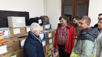 Bild: exb
Die Kriegskindernothilfe e.V. unterstützt Familien in in Kriegs-, Krisen- und Armutsgebieten. Auch dieses Jahr packt der Verein bei seiner Adventsaktion 200 Geschenke für Kinder in Rumänien.