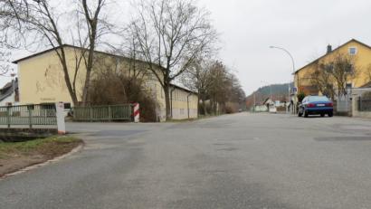 Bild: Köppl
In der Jahresmeldung für 2019 zur Anforderung von Städtebaufördermitteln ist unter anderem auch die Sportplatzstraße mit der Schilternbachbrücke enthalten.