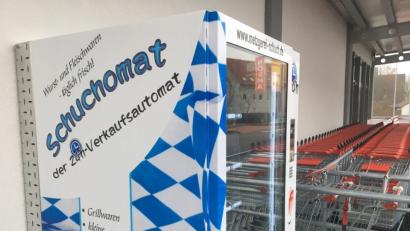 Bild: upl
Einer der bekanntesten Amberger bekommt einen Doppelgänger: In Raigering stehen künftig zwei Schuchomaten.