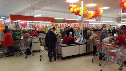 Bild: e
Blick in den Verkaufsraum und Kassen