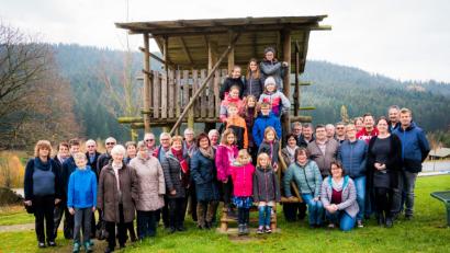 Bild: exb
Das Familienwochenende hat Tradition. Eine große Gruppe des Schwarzenfelder Ortsvereins fuhr ins Kolping-Ferienhaus Lambach.
