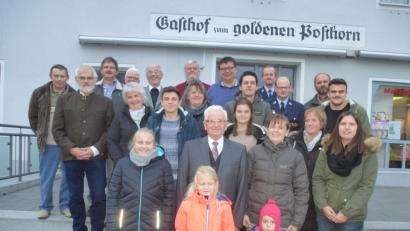 Bild: bk
Im Kreise seiner Familie und seiner Freunde feiert Hans Rodler seinen 85. Geburtstag.